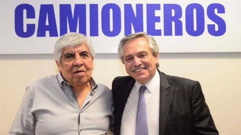 Alberto Fernández recibió a Hugo Moyano para hablar de los actos del 17