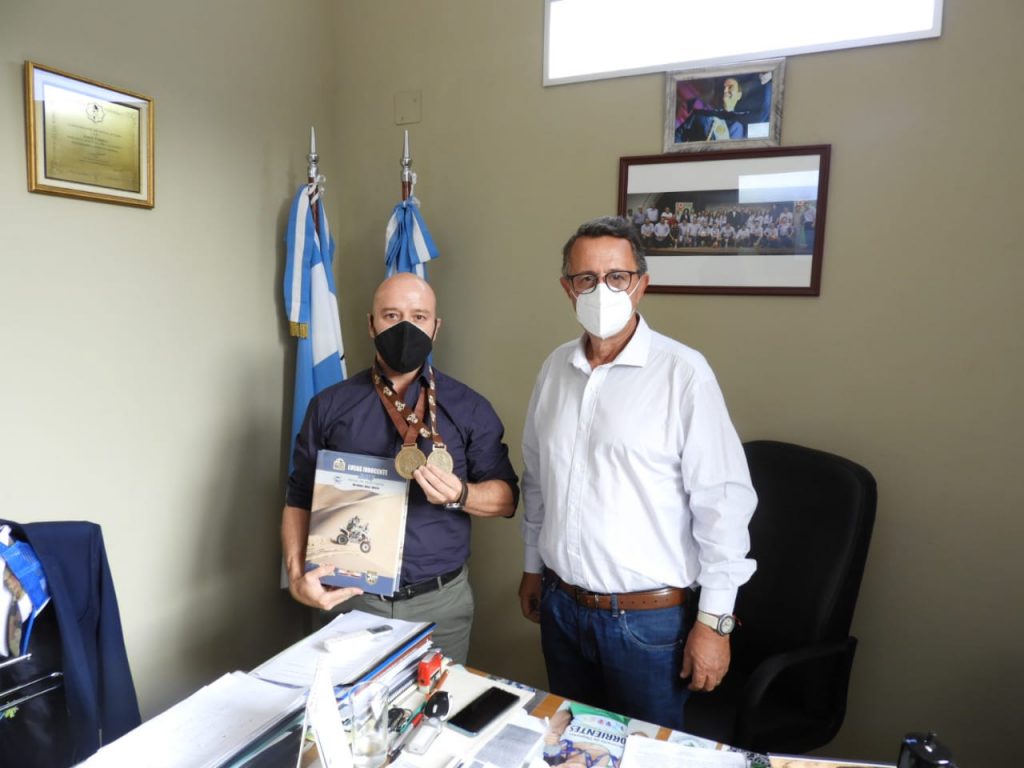 El Secretario de Deportes recibió recientemente al piloto de cuatriciclos