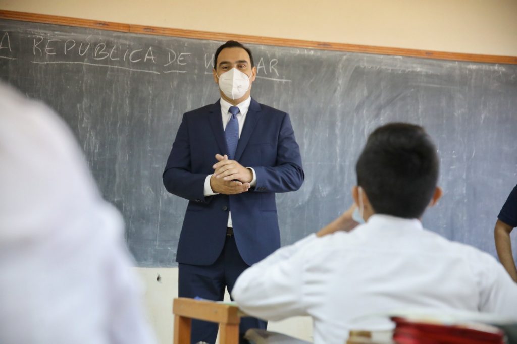 En Alvear, Valdés inauguró ampliación de Secundaria