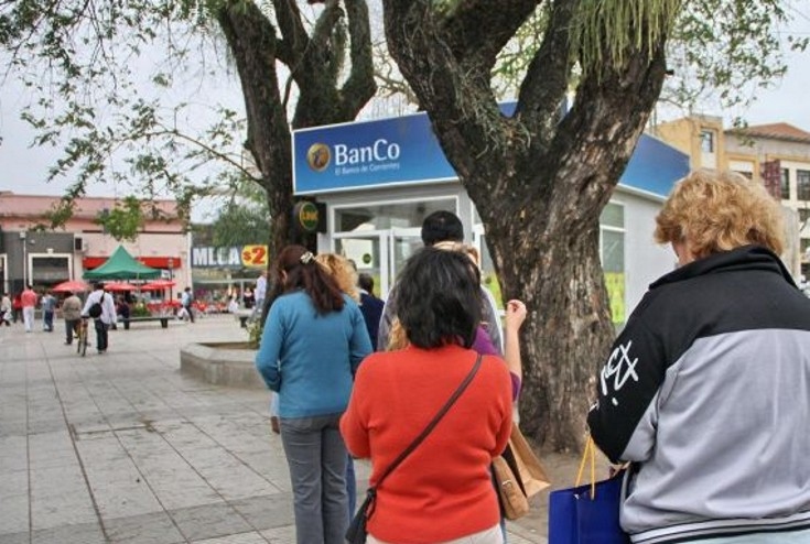 Los bancos no abrirán sus puertas el lunes 3 de mayo