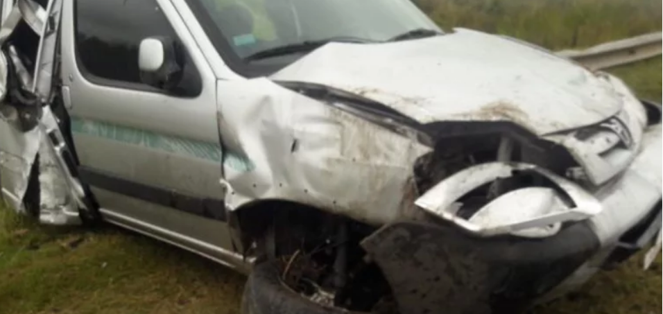 Imbelloni despistó y volcó con su auto