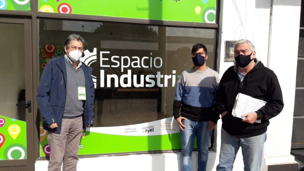Capacitan a inspectores y realizan controles en supermercados de Saladas