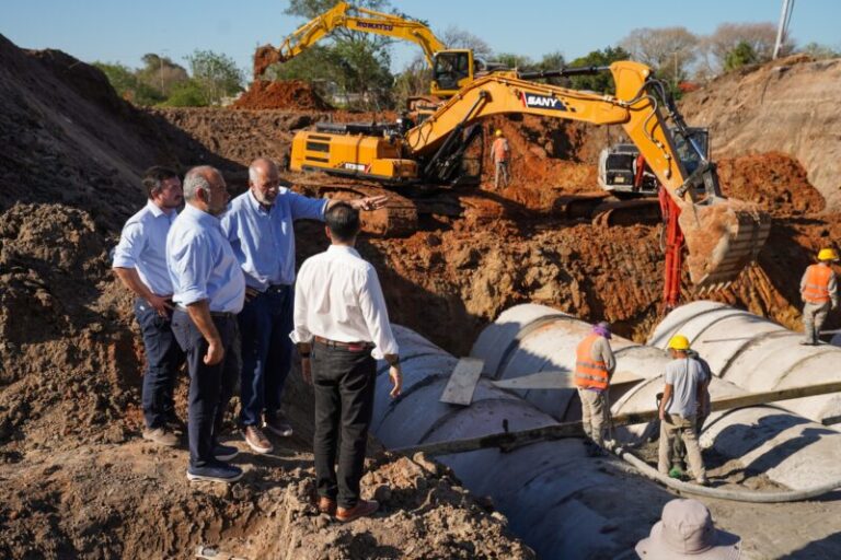 Polich recorrió con Valdés una obra clave para prevenir anegamientos y beneficiar a 250 mil vecinos